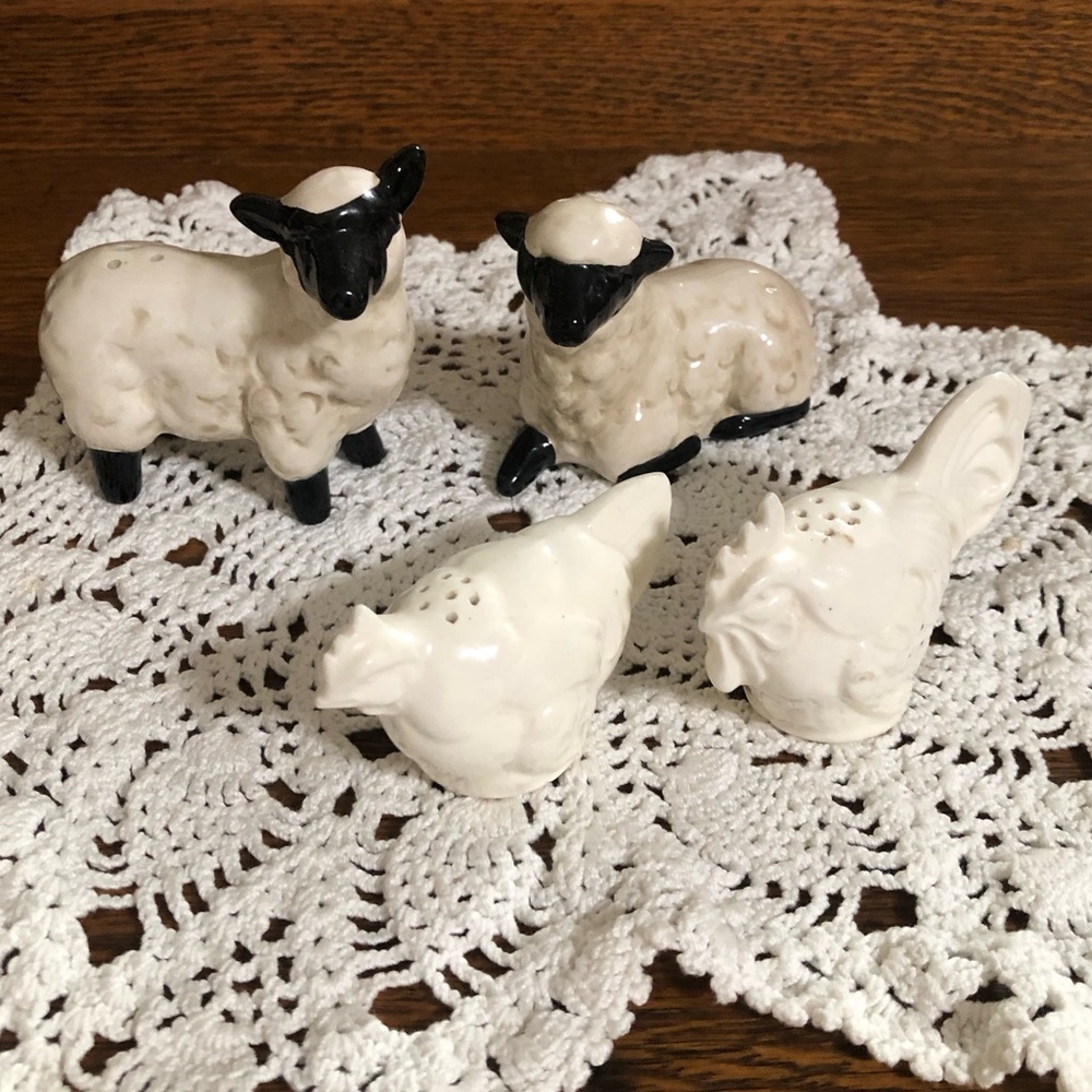 salt and pepper shakers